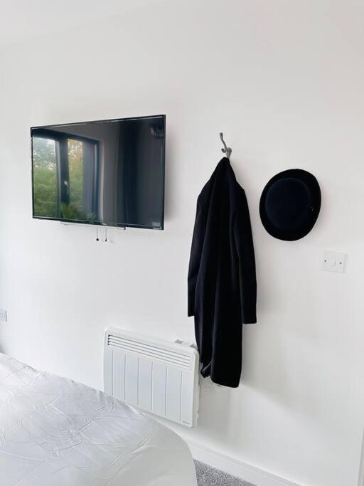 Central Derby Urban 2 Bedroom Flat - An Oasis Of Elegance! Free Parking And Wifi Suitable For Families And Professionals 외부 사진